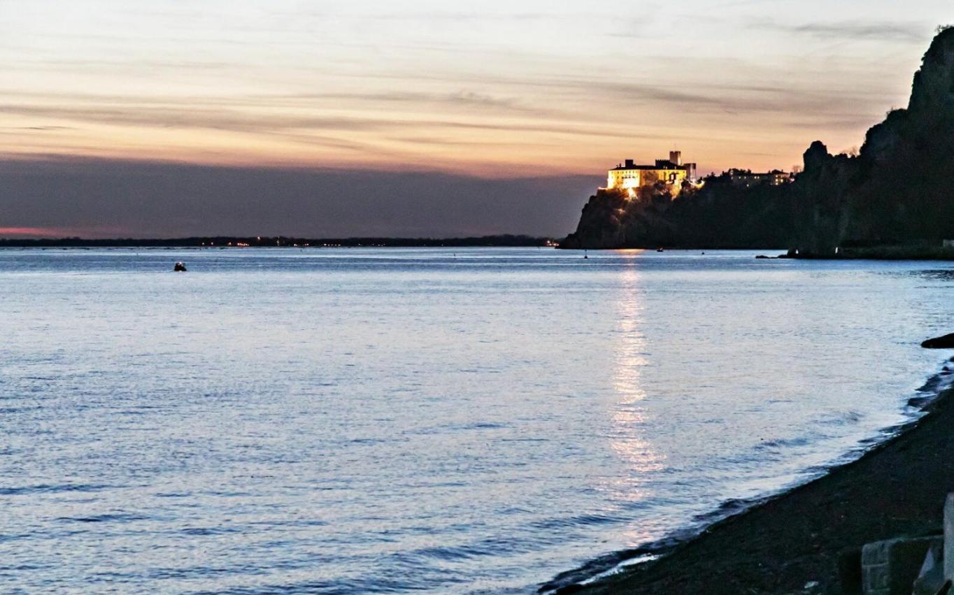 Portopiccolo Avolare Apartments In Borgo - Beach Included Sistiana Exterior photo